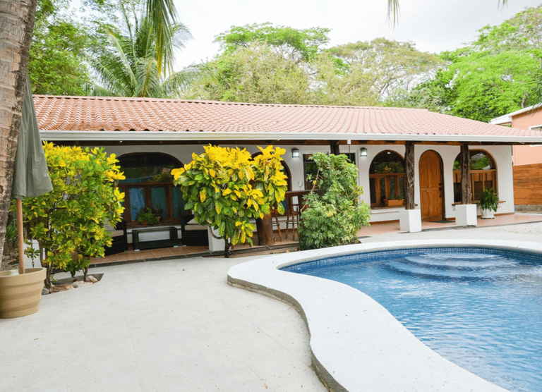 House in Angeles, Guanacaste 10218241
