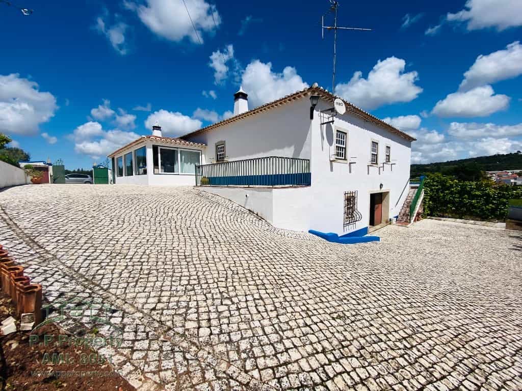 rumah dalam Óbidos, Leiria District 10218350