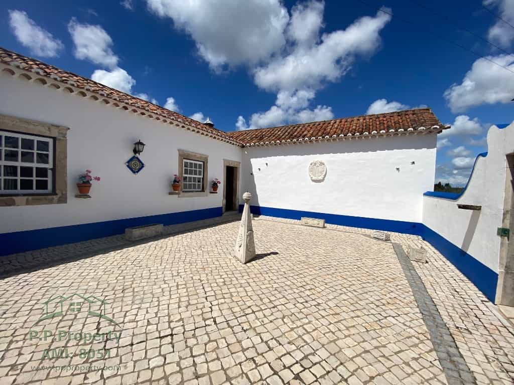 жилой дом в Óbidos, Leiria District 10218370