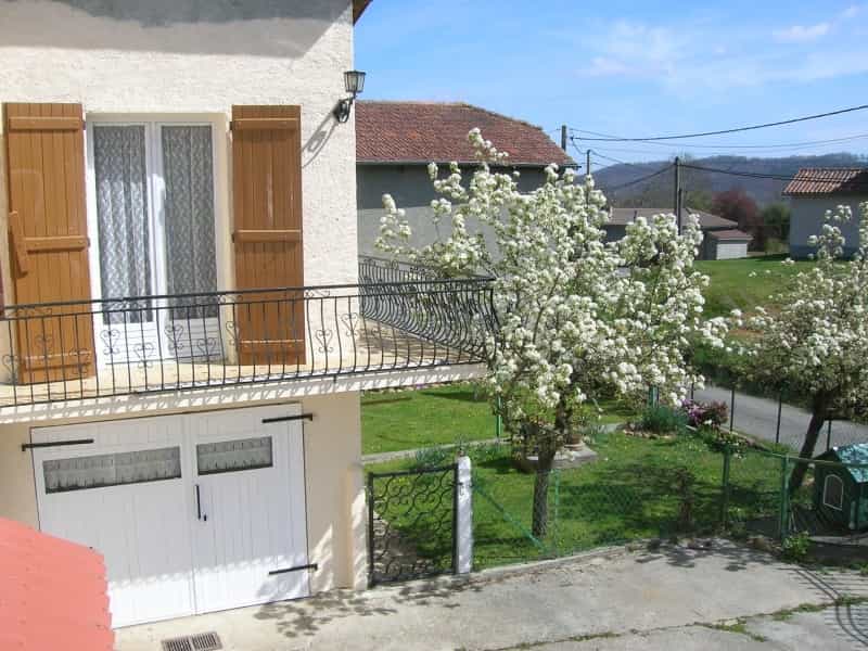 房子 在 Recurt, Occitanie 10218514