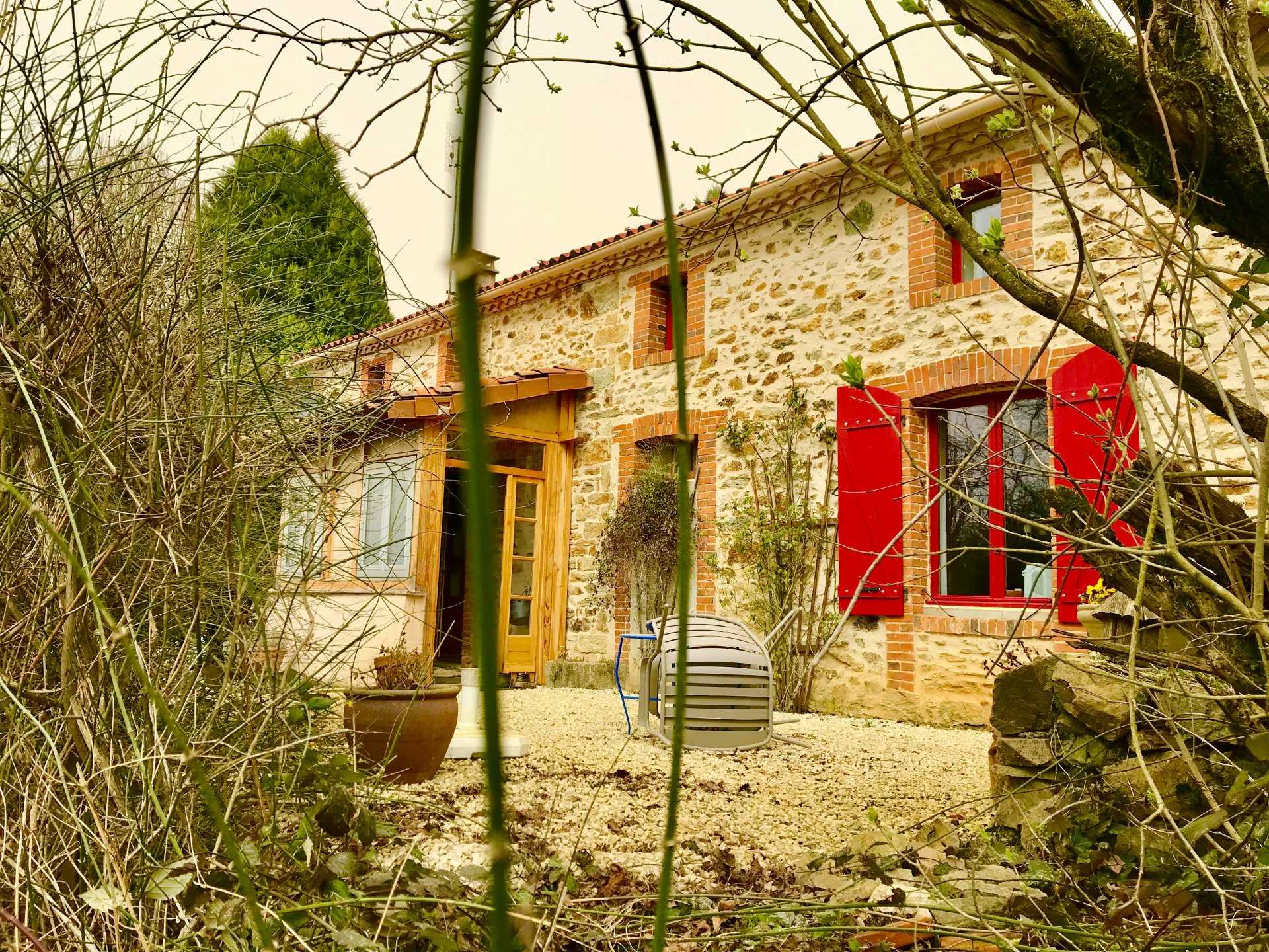 Casa nel Bussière-Poitevine, Nuova Aquitania 10218559