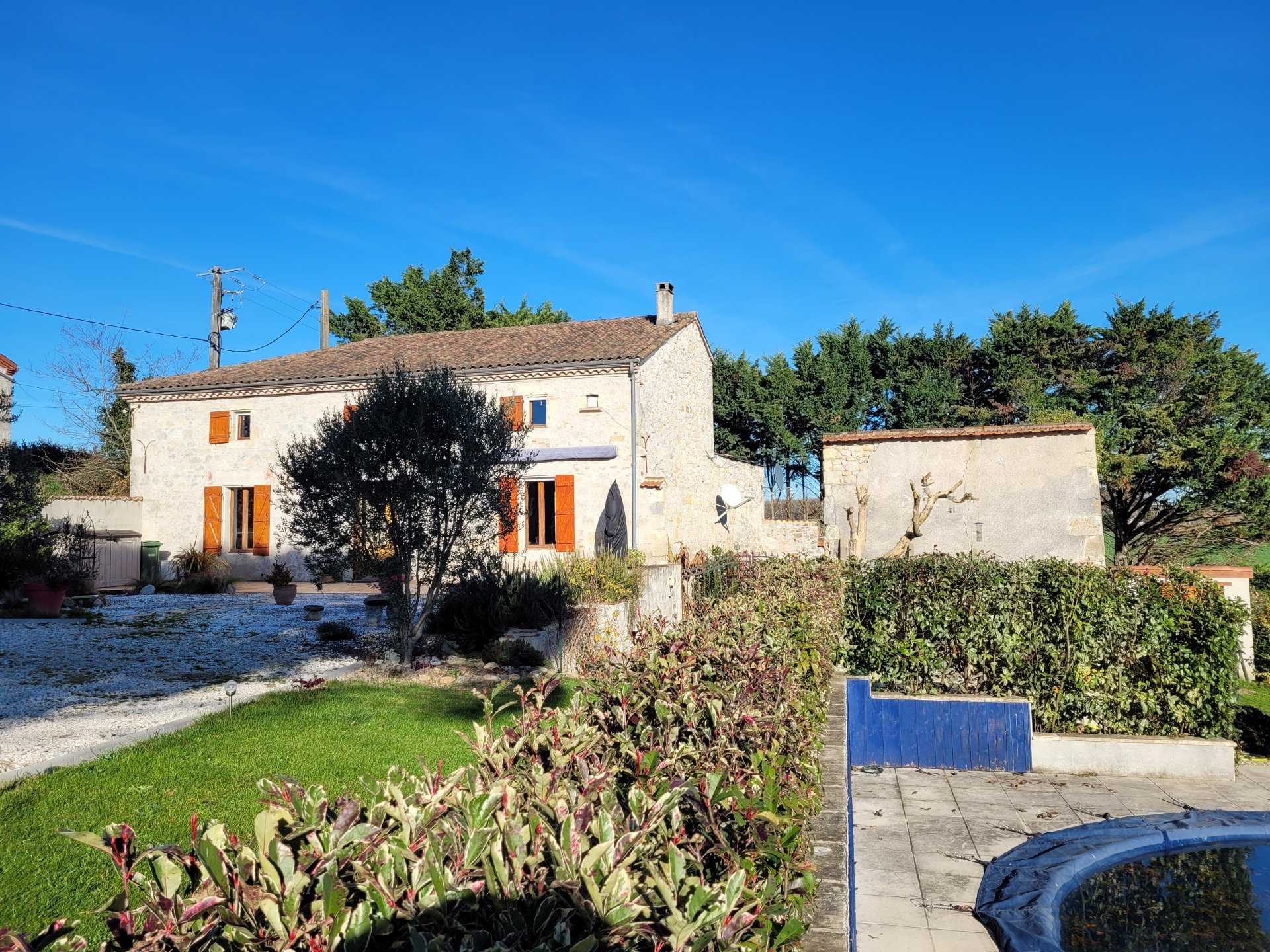 House in Puymirol, Nouvelle-Aquitaine 10218611