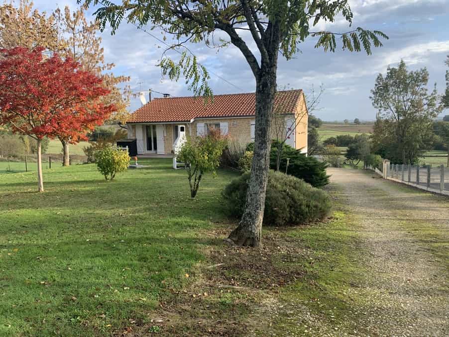 House in Eymet, Nouvelle-Aquitaine 10219016