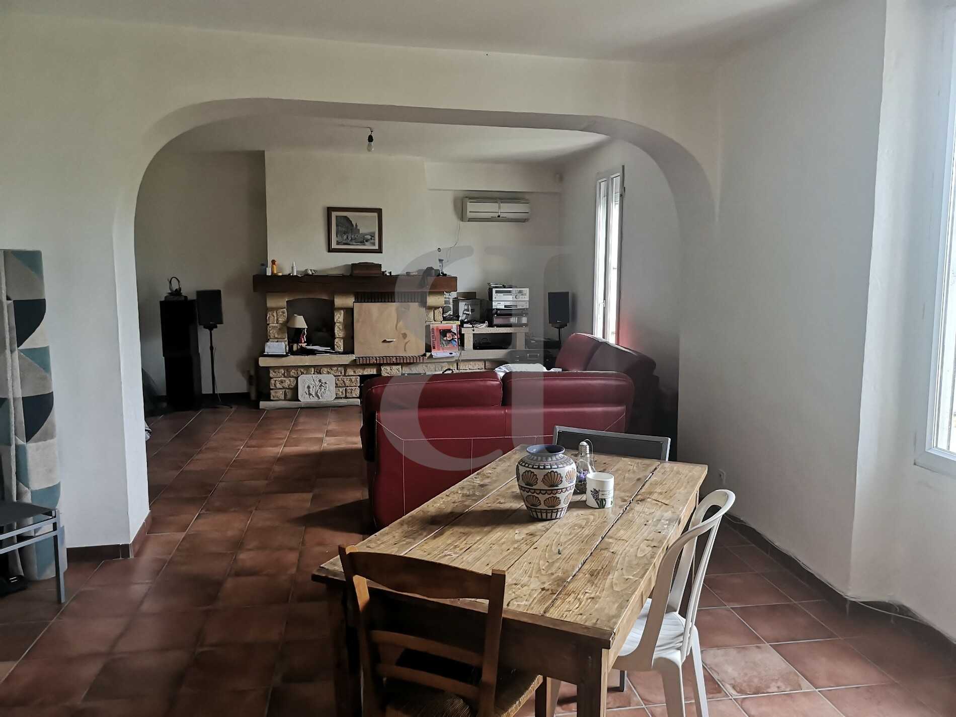 House in Mazan, Provence-Alpes-Cote d'Azur 10219283