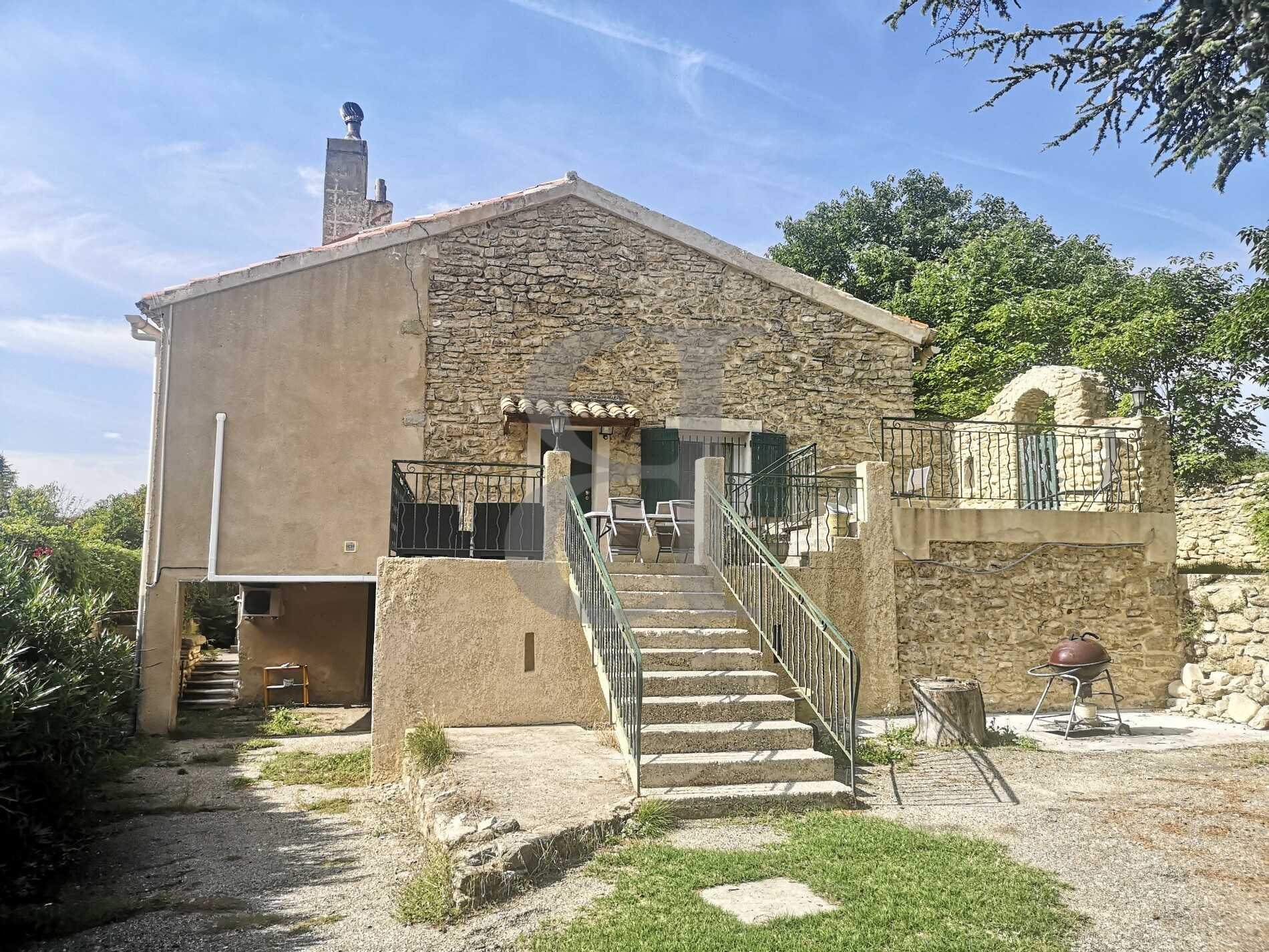 House in Mazan, Provence-Alpes-Côte d'Azur 10219283