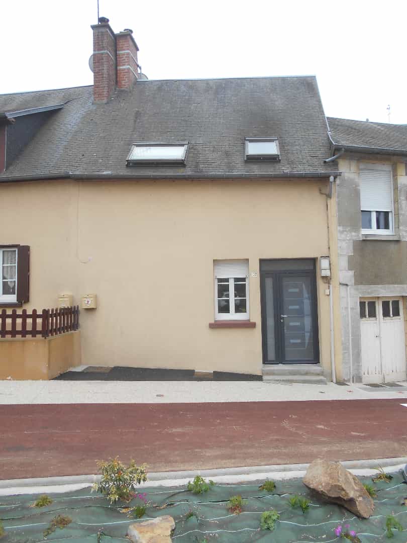 Rumah di parigny, Normandia 10219471