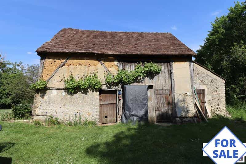 Huis in Villaines-la-Carelle, Pays de la Loire 10219495