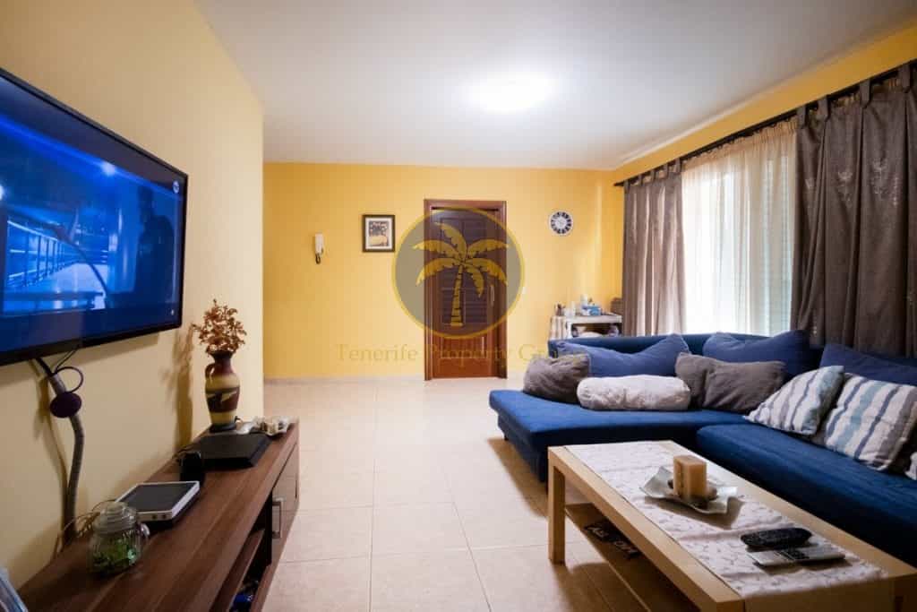 Condominium in Las Llanadas, Canary Islands 10219670