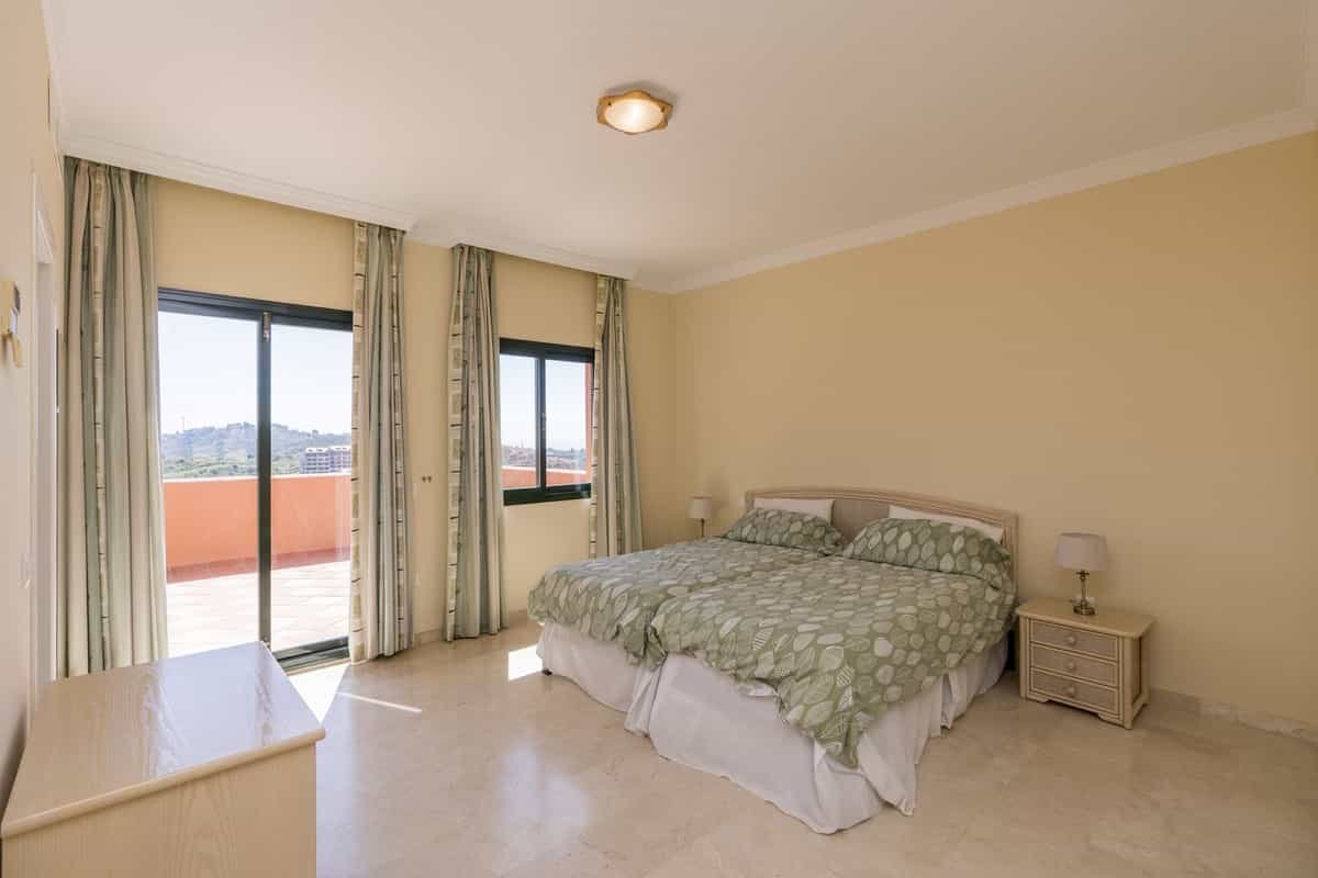 Huis in Marbella, Andalucía 10220232