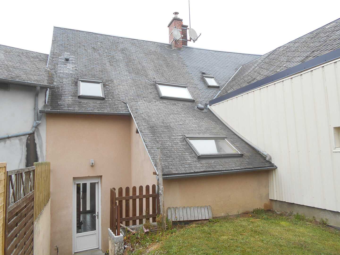 House in Grandparigny, Normandie 10220747