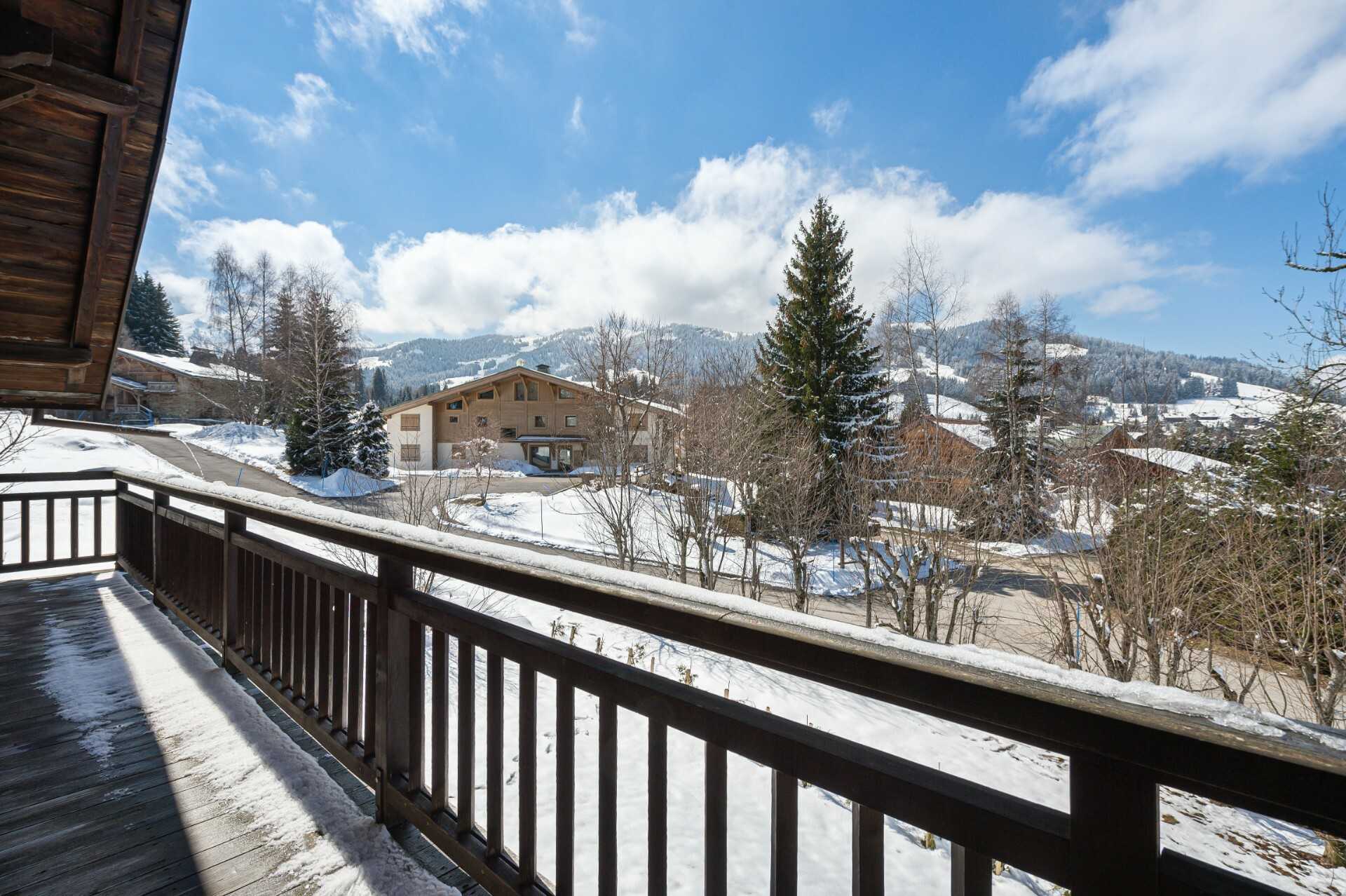 House in Megeve, Auvergne-Rhone-Alpes 10221154