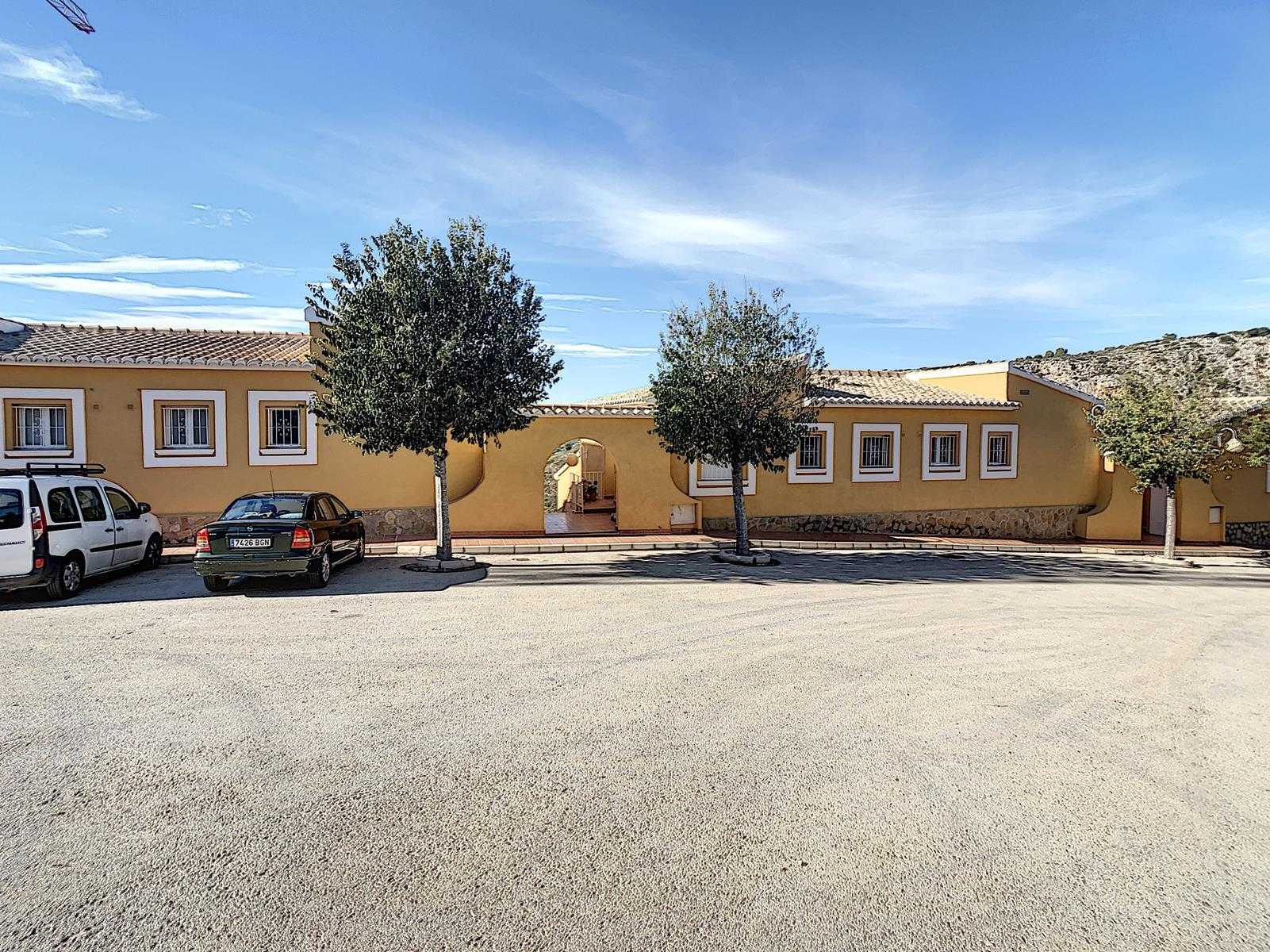 Condominium in Rada de Moraira, Valencia 10221273