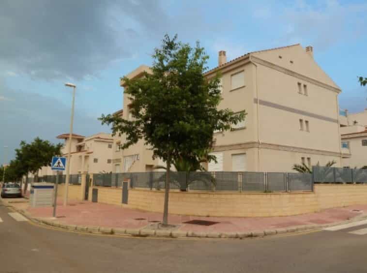 Condominium in Alcossebre, Comunidad Valenciana 10221359