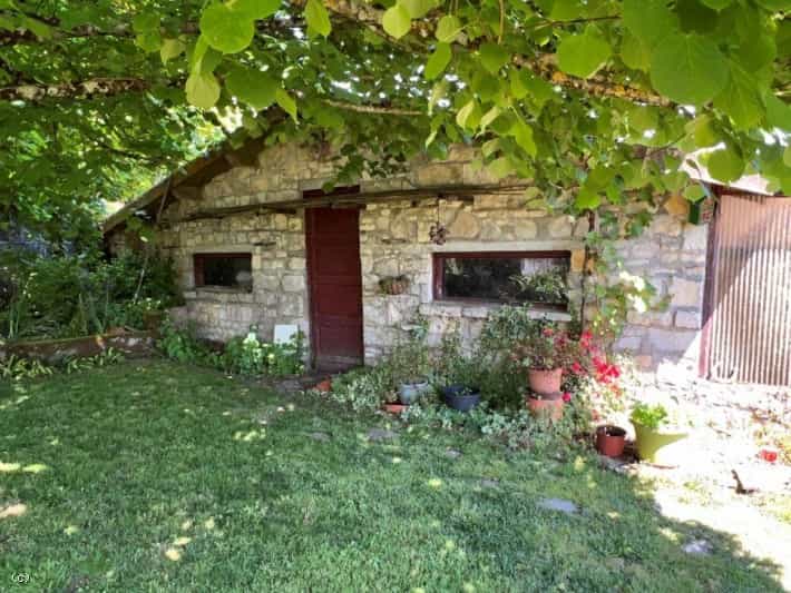 rumah dalam Lizant, Nouvelle-Aquitaine 10221810