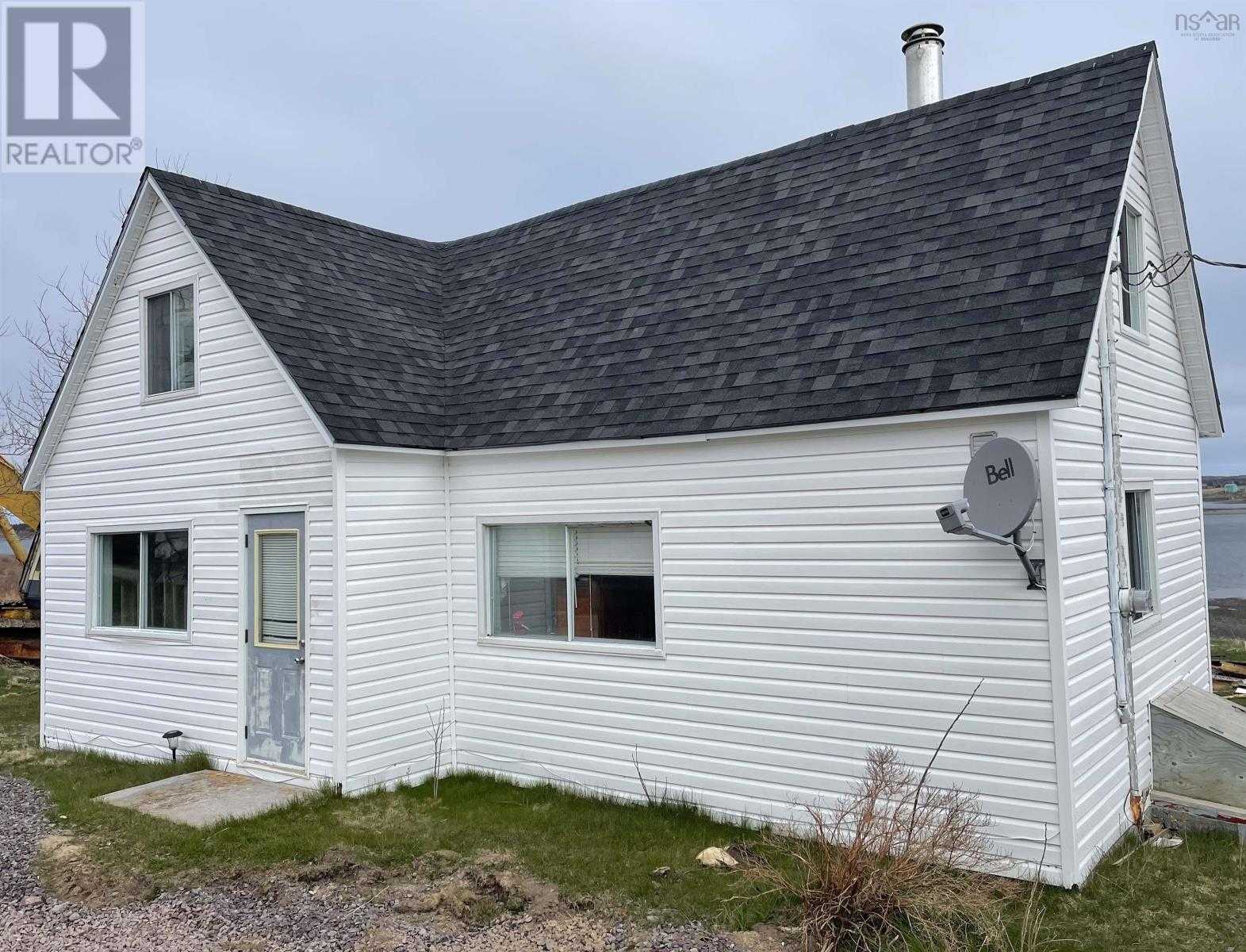 Rumah di Pelabuhan Hawkesbury, Nova Scotia 10224108