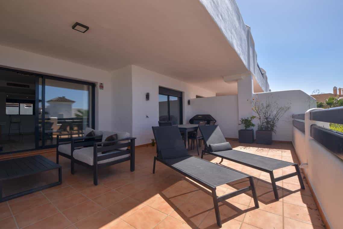 Condominium in Casares, Andalucía 10224543
