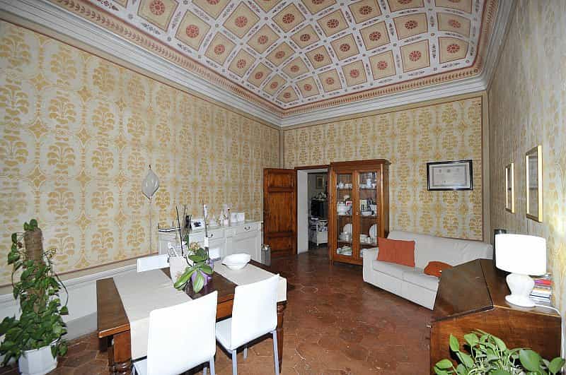House in Volterra, Tuscany 10224655