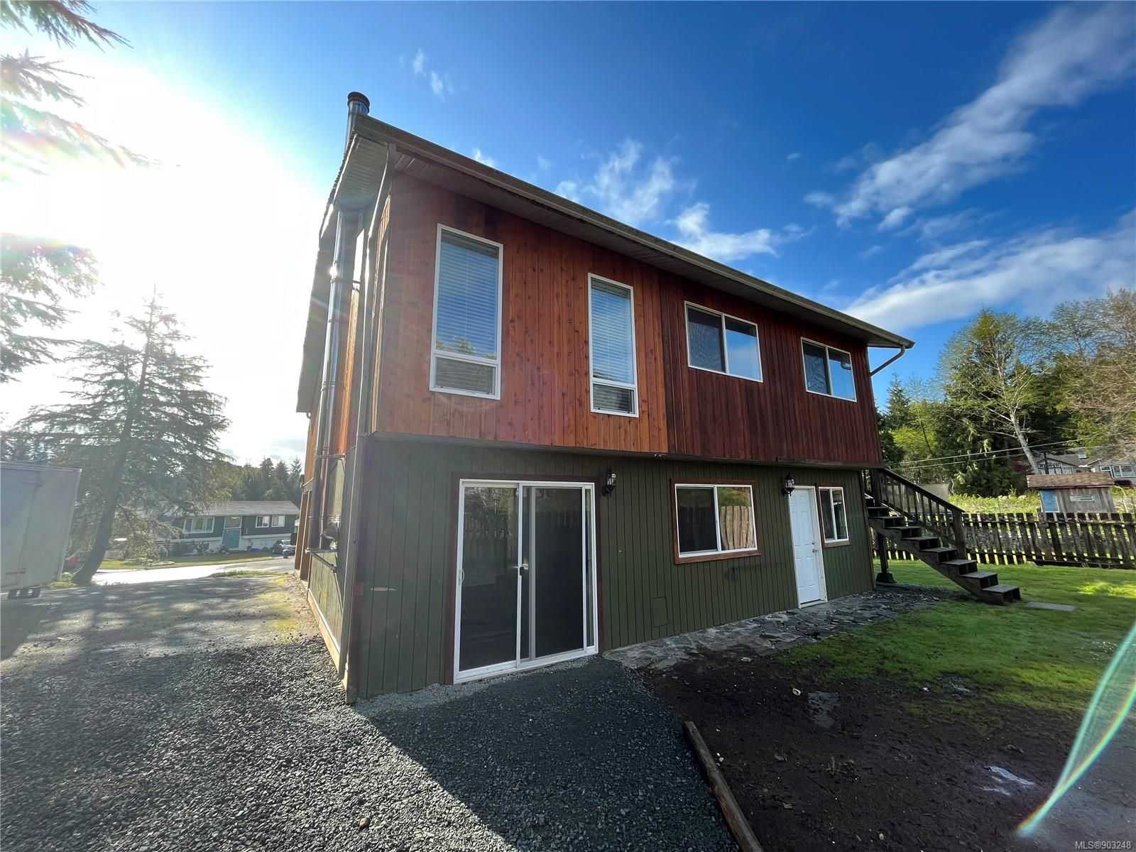 بيت في Port Hardy, British Columbia 10224781