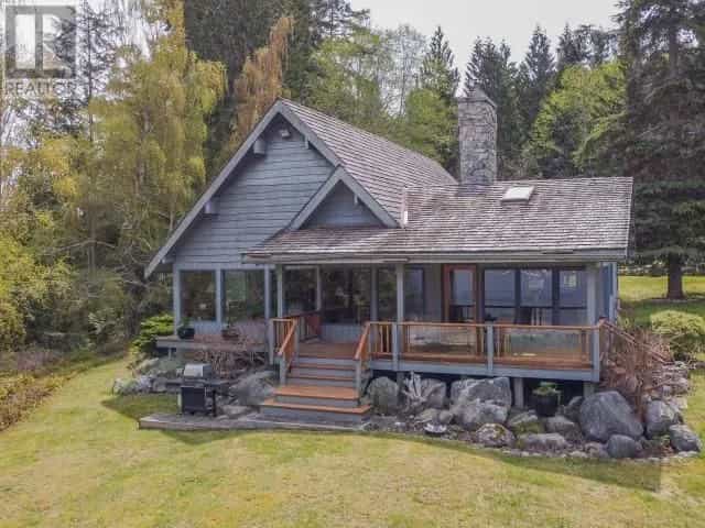 Osakehuoneisto sisään Powell River, British Columbia 10224859
