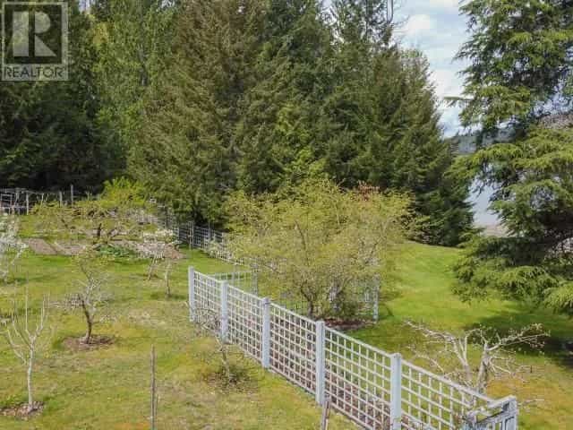 Eigentumswohnung im Powell River, British Columbia 10224859