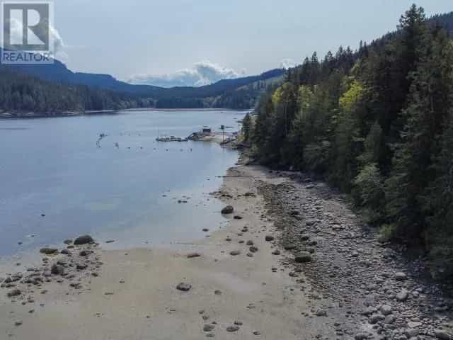 Kondominium w Powell River, British Columbia 10224859