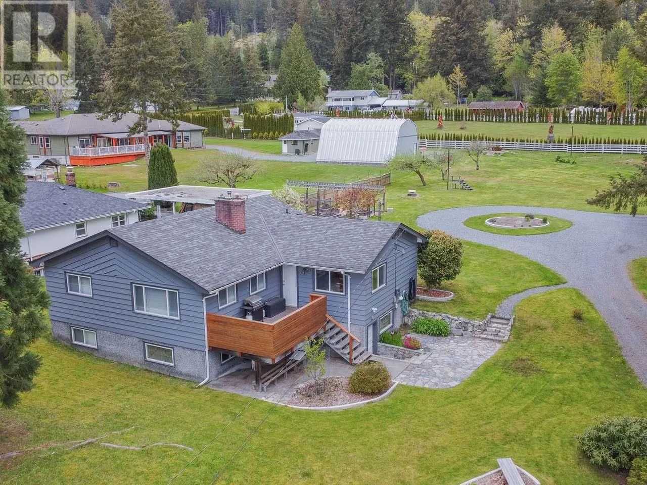 بيت في Powell River, British Columbia 10224869