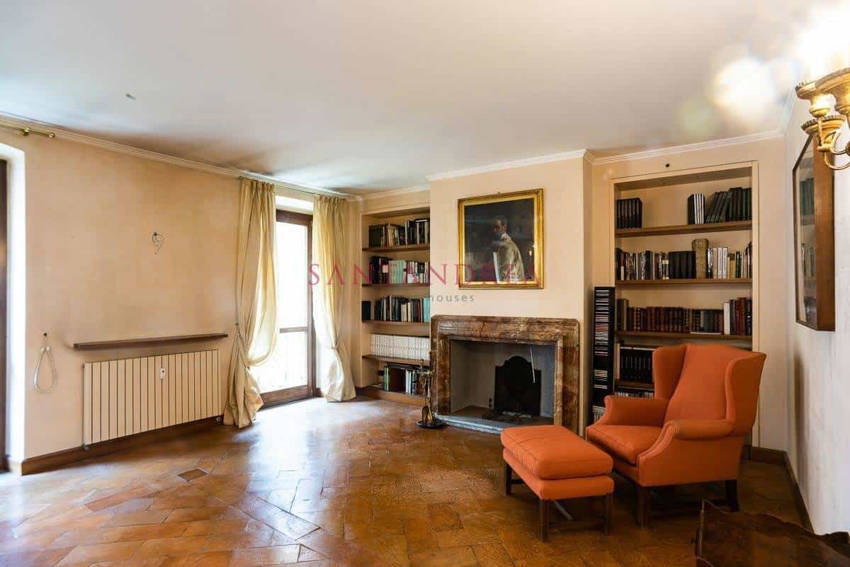 公寓 在 Milan, Lombardy 10224997