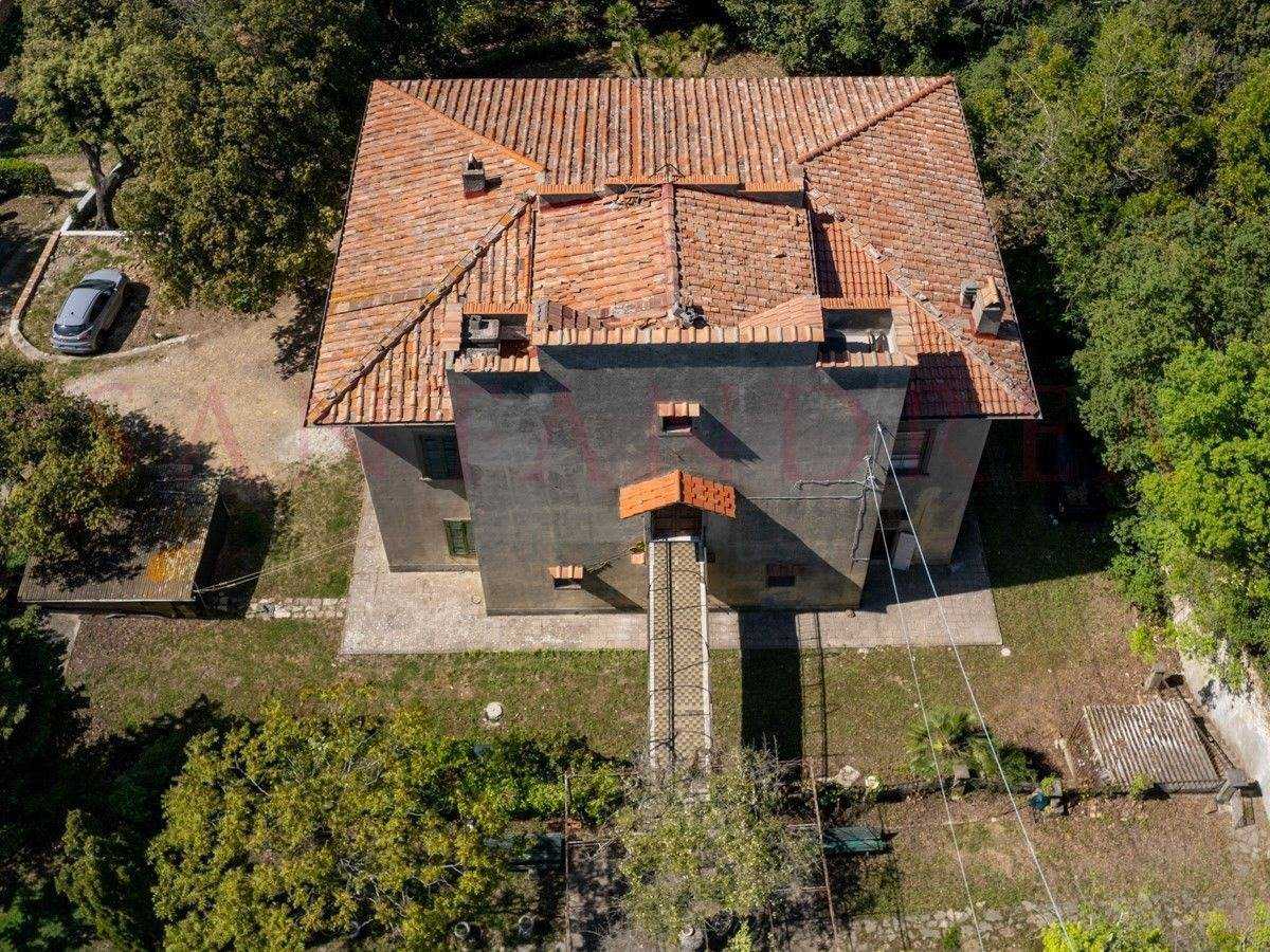 House in Livorno, Tuscany 10225000