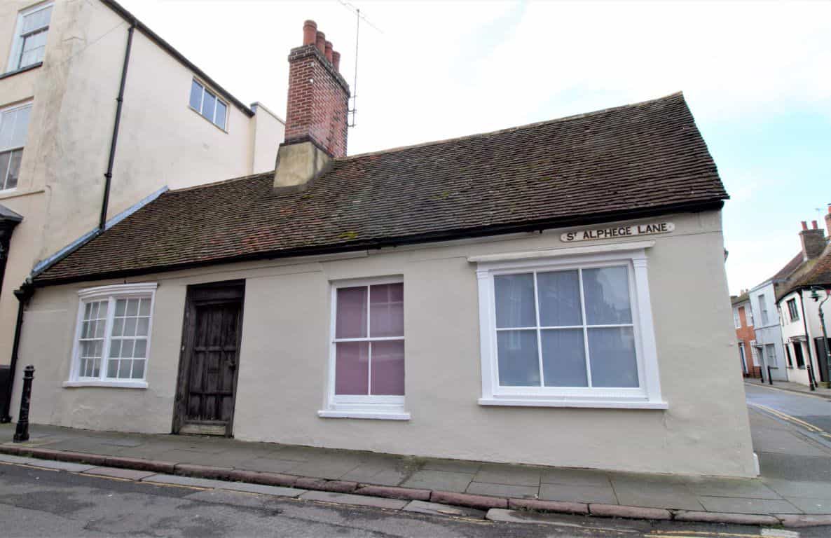 House in Canterbury, Kent 10225056