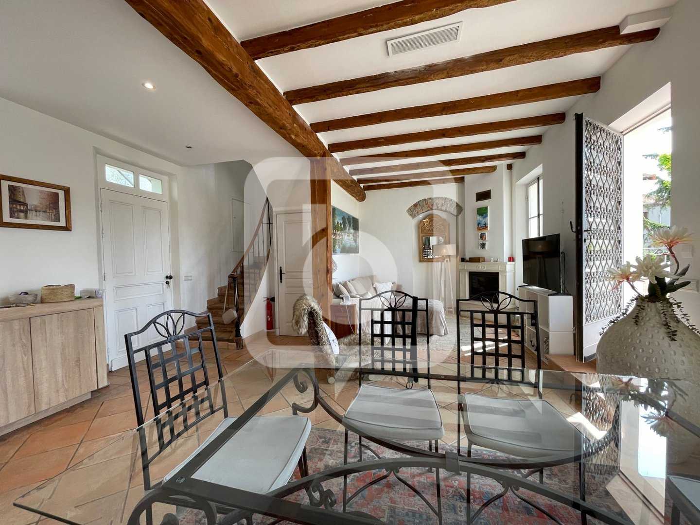 House in Golfe-Juan, Provence-Alpes-Cote d'Azur 10225081