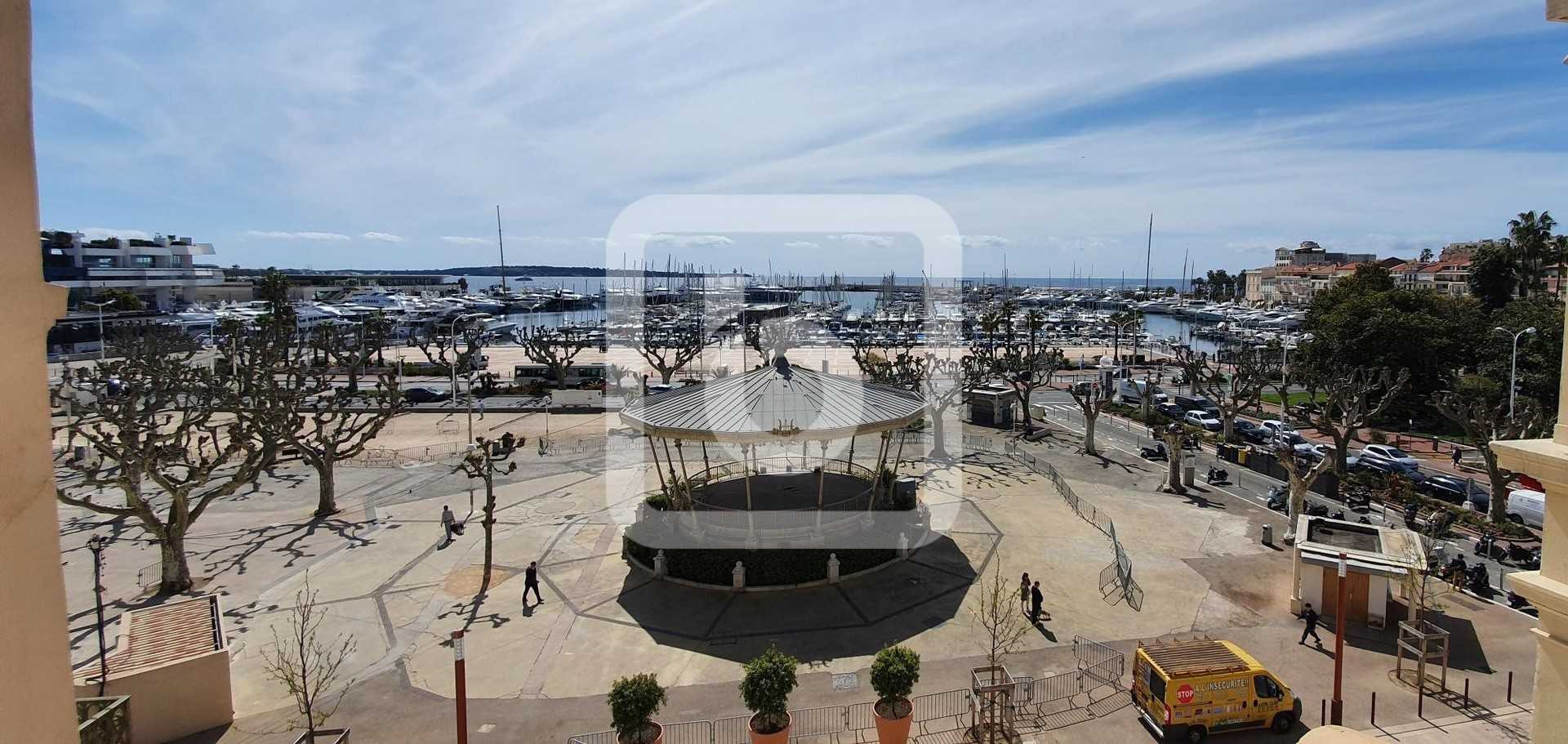 Condomínio no Cannes, Provence-Alpes-Côte d'Azur 10225235