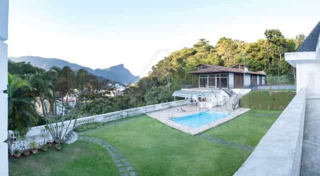 House in Gavea, Rio de Janeiro 10225304