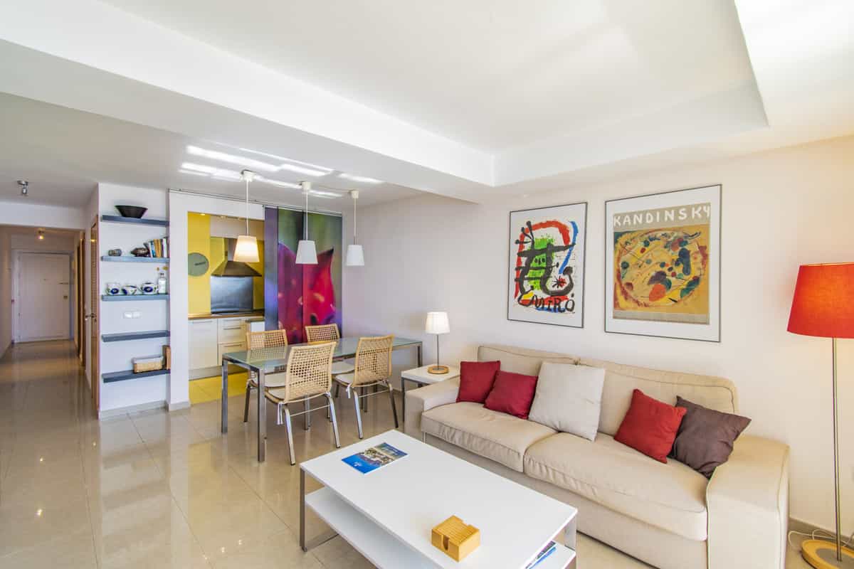 公寓 在 Marbella, Andalusia 10225772