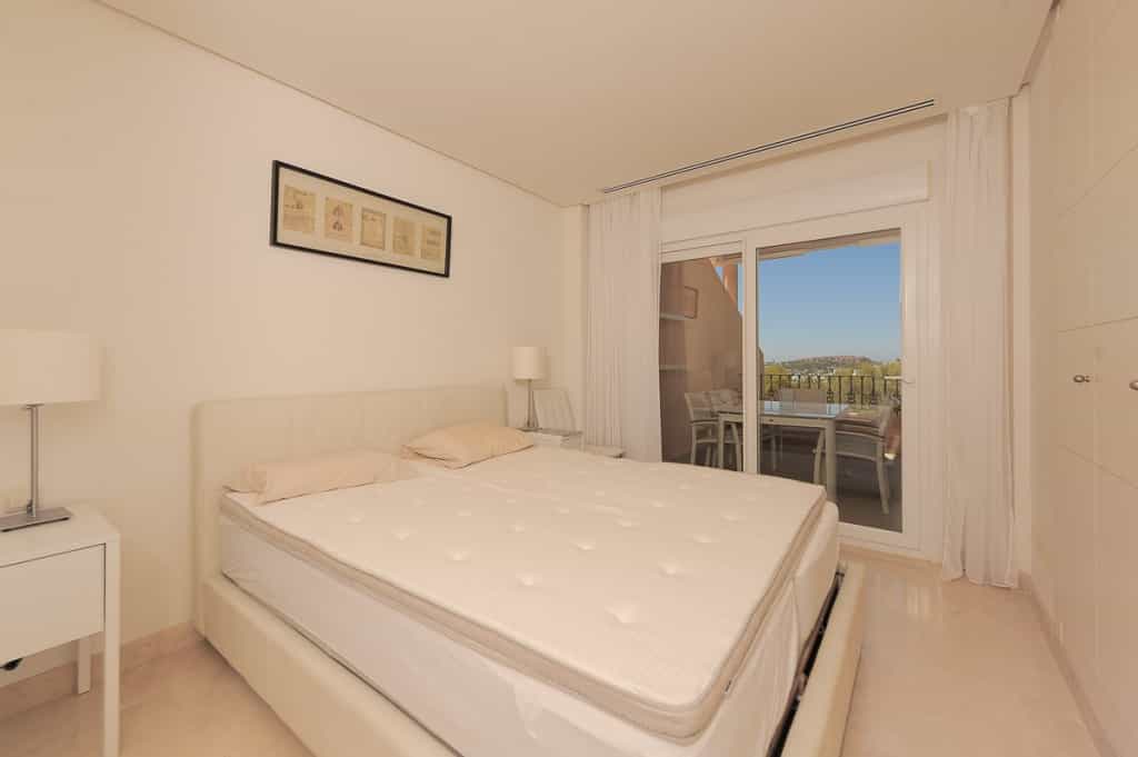 Condominium in Marbella, Andalusia 10225810