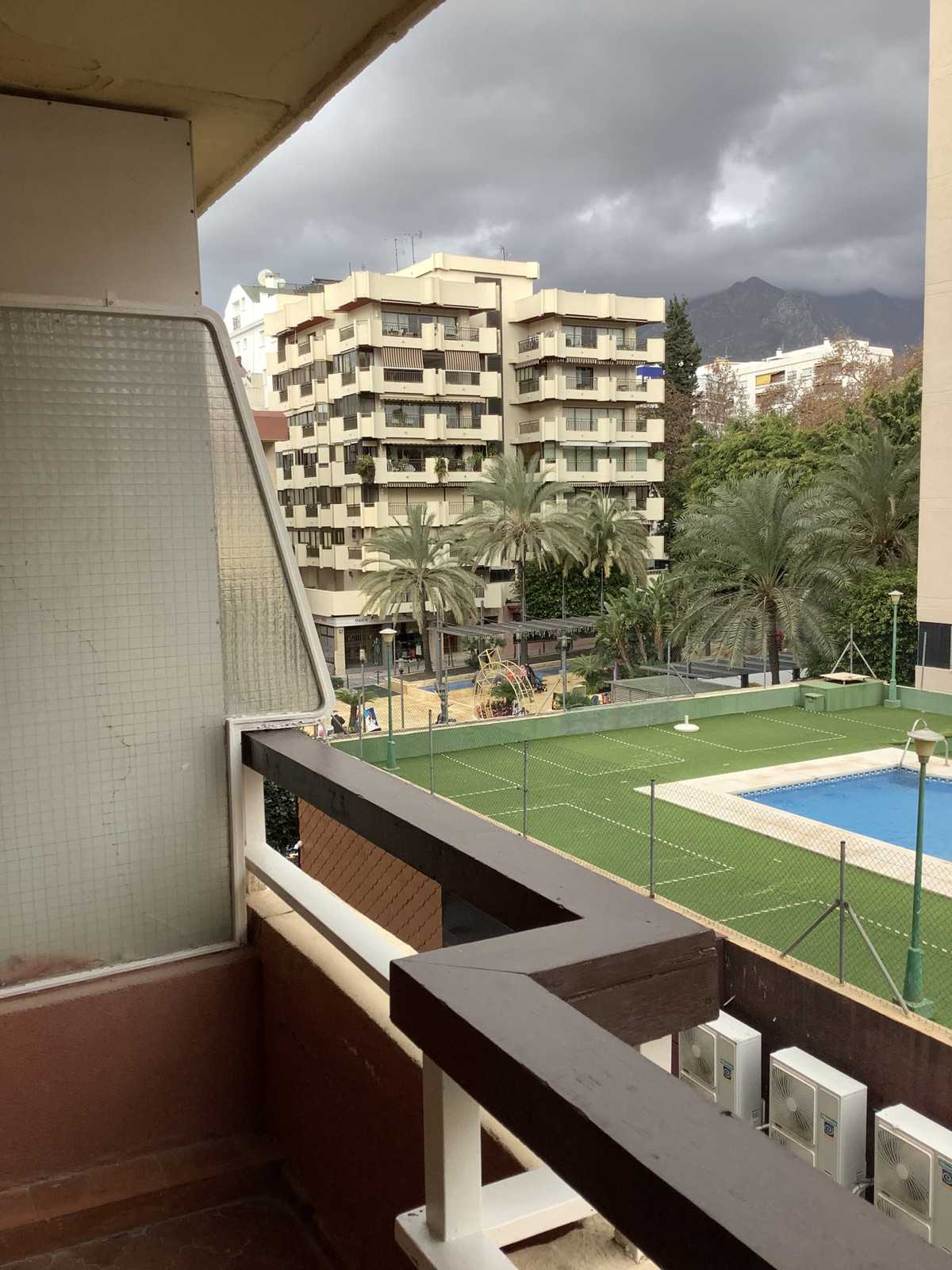Condominium in Marbella, Andalusia 10225855