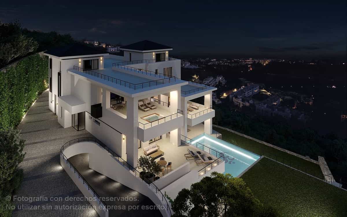 House in Benahavis, Andalusia 10226070