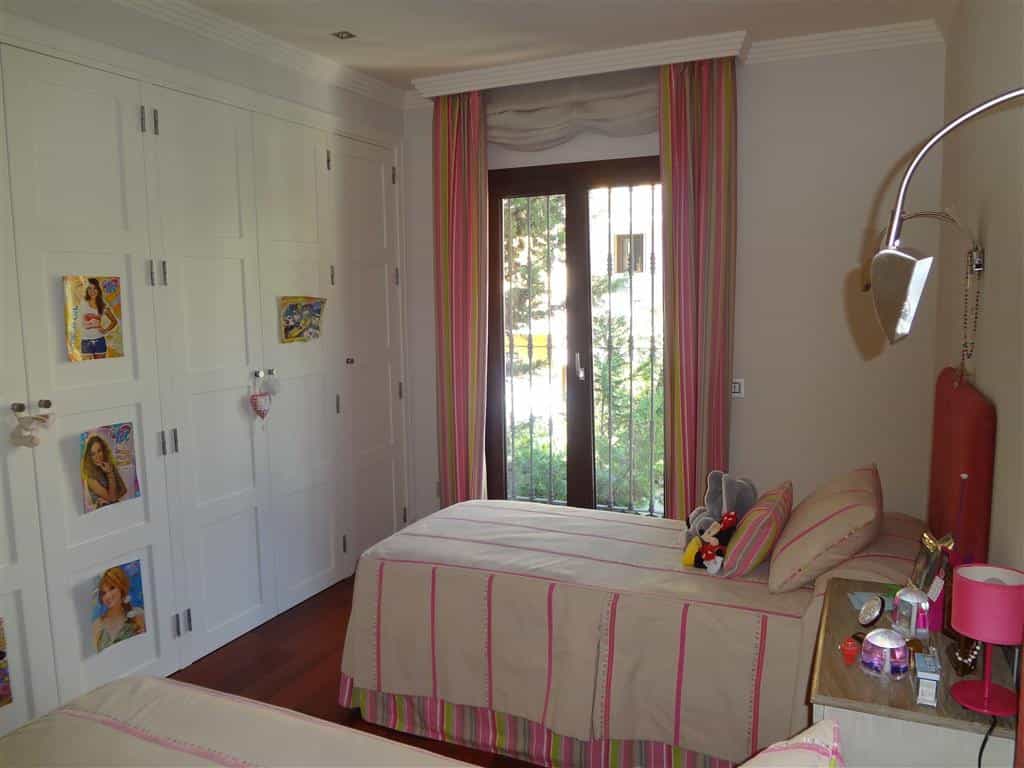 жилой дом в Marbella, Andalusia 10226108