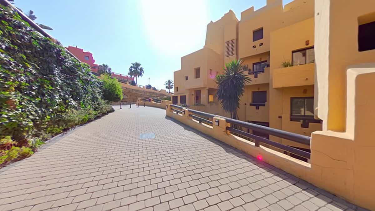 Condominium in Castillo de Sabinillas, Andalusië 10226348