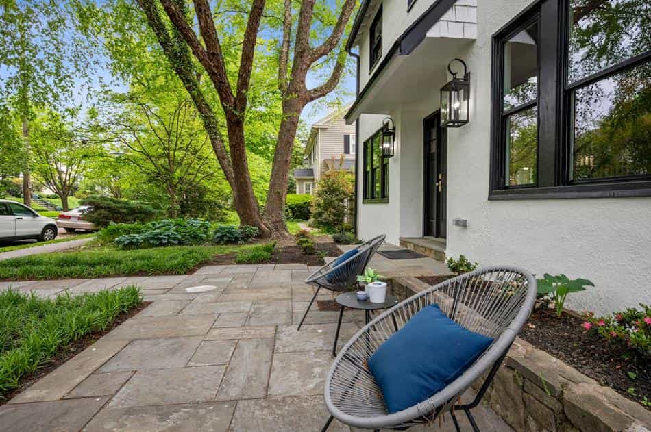House in Chevy Chase Village, Maryland 10227263