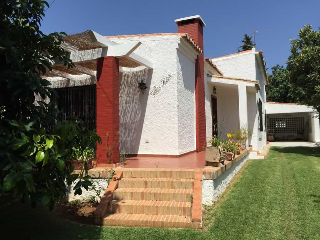 House in Marbella, Andalusia 10227327
