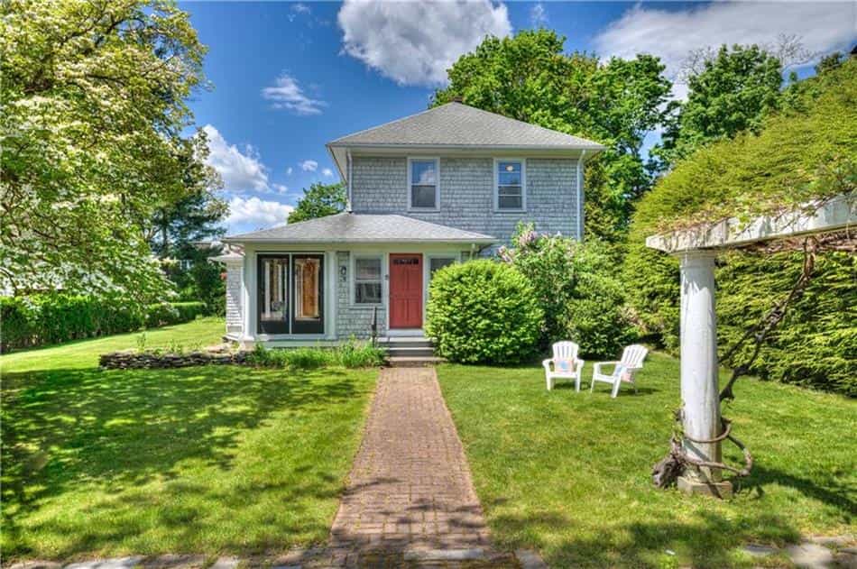 House in Barrington, Rhode Island 10228660