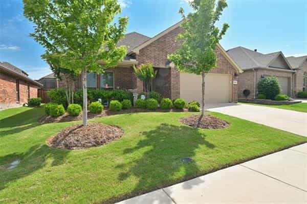 House in Travis Ranch, Texas 10228868