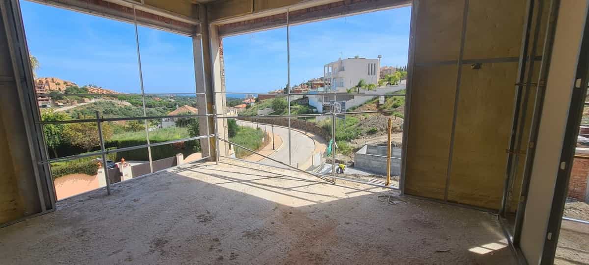 House in Marbella, Andalucía 10228940