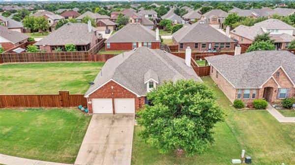 House in Little Elm, Texas 10229210