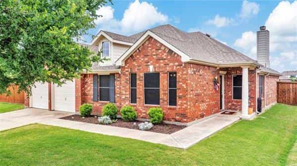 House in Little Elm, Texas 10229210