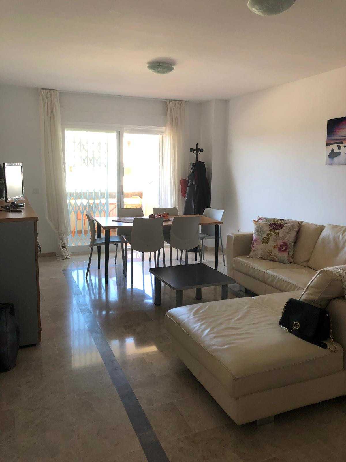 Condominium dans Manilva, Andalusia 10229568