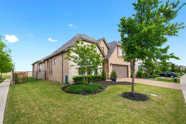 House in Parvin, Texas 10229846
