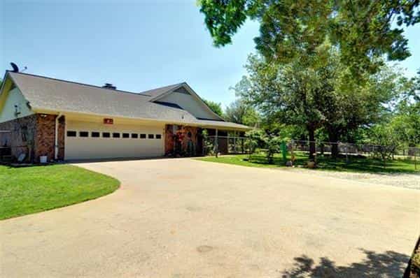 House in Fort Worth, Texas 10230017