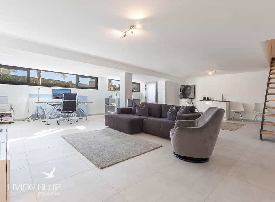 House in Portals Nous, Balearic Islands 10230052