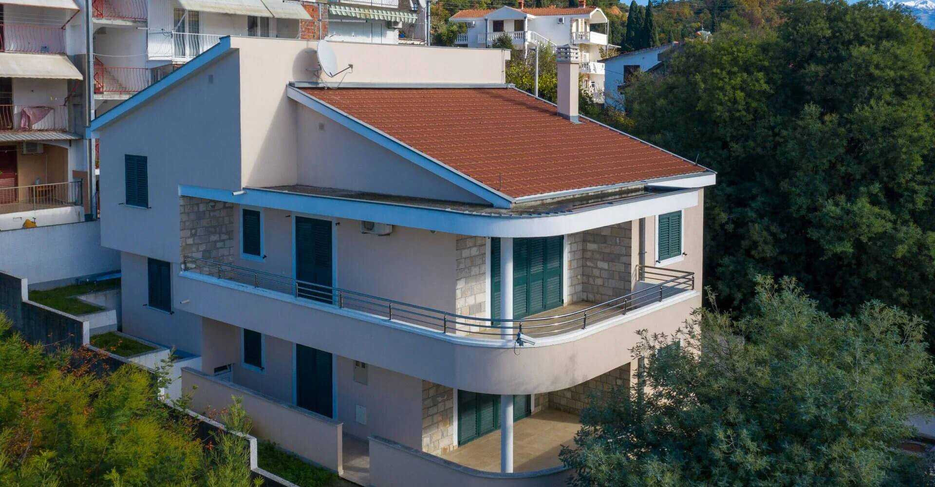 Rumah di Herceg Novi, Herceg Novi 10230105
